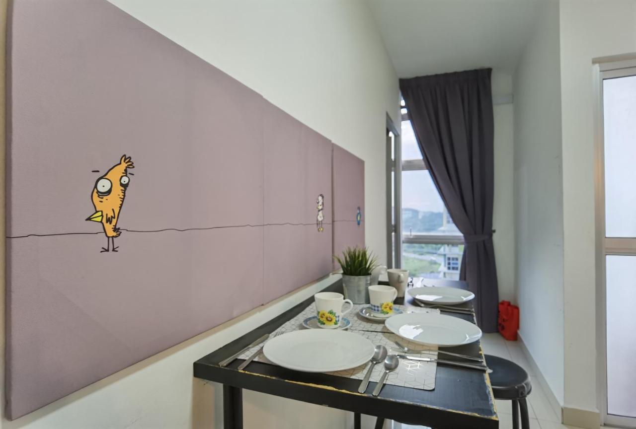 2 Bedroom Apartment - Mycribkl Neocyber Сайберджая Экстерьер фото